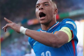 包含姆巴佩连续十场比赛得分超过爆冷拜仁慕尼黑赛后回应争议，意甲节点到来直接炸裂的词条